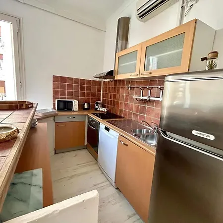 Moderne A Juans Les Pins De 60 M² Avec Parking * 주앙레핑